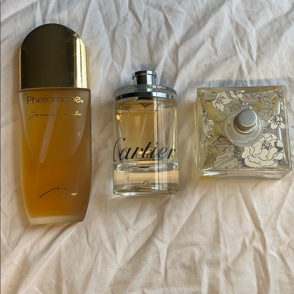 3 perfumes 🚩SOLD🚩